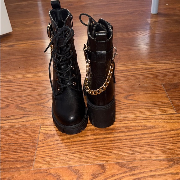 Heel Combat Boots - Picture 2 of 4